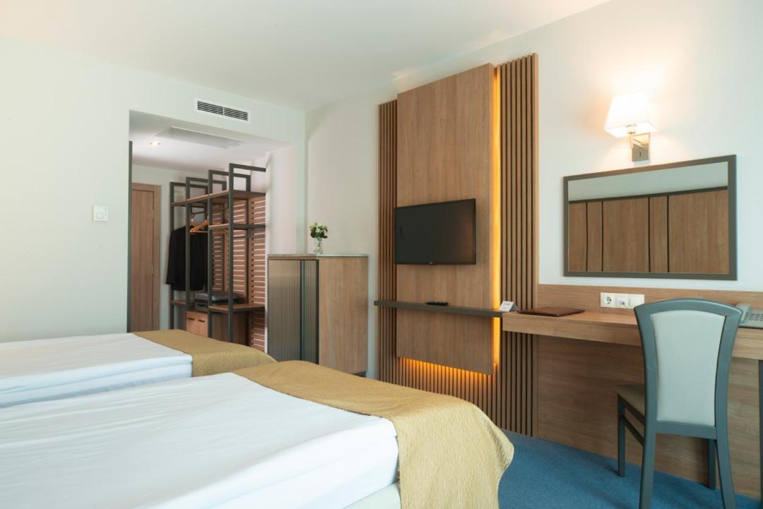 Legends Hotel Sofia Exterior photo